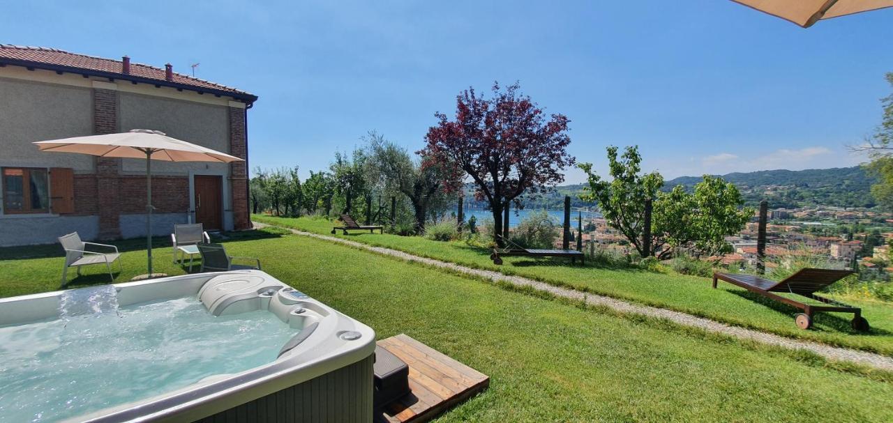 Agriturismo Podere Nigriano 萨罗 外观 照片