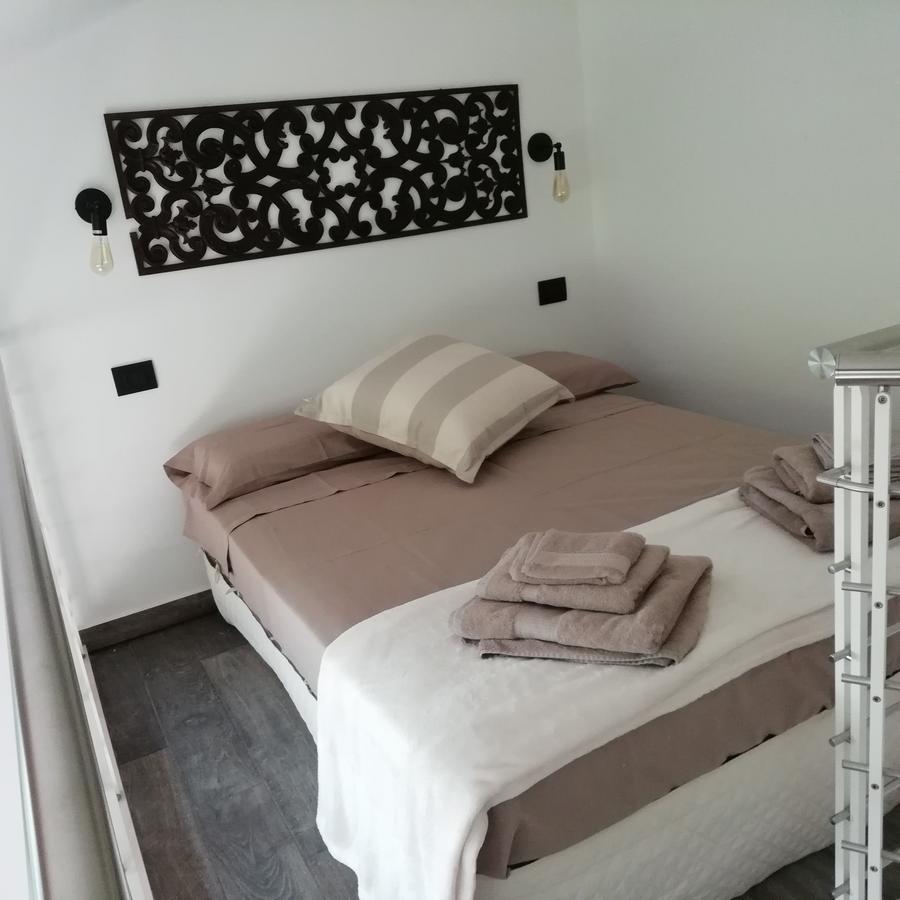 Agriturismo Podere Nigriano 萨罗 外观 照片