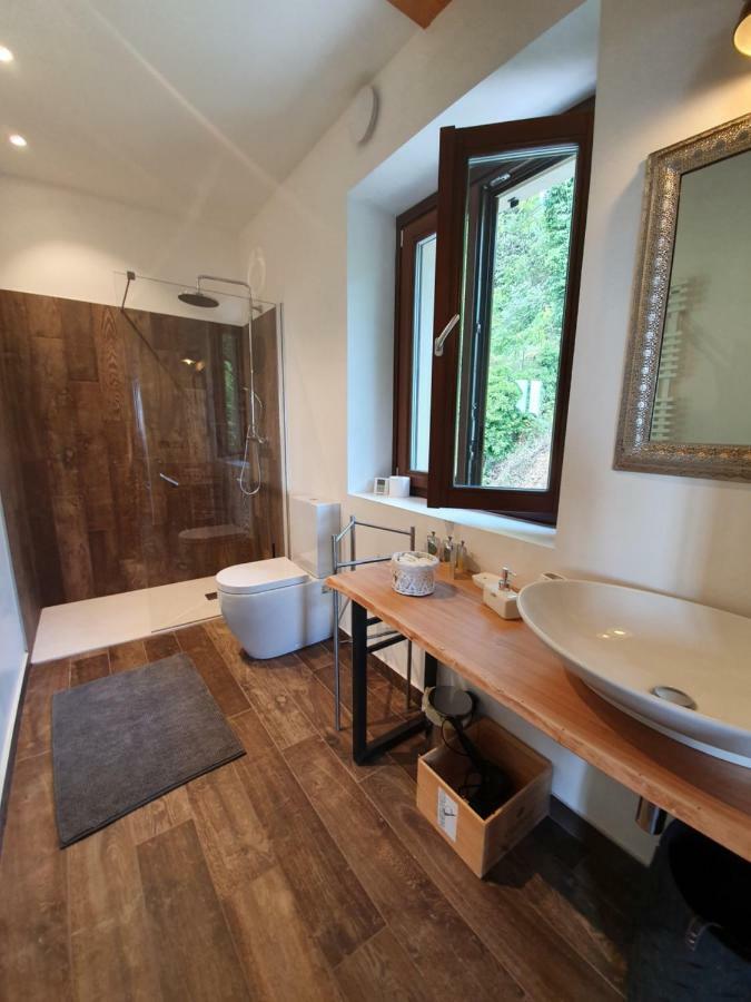 Agriturismo Podere Nigriano 萨罗 外观 照片