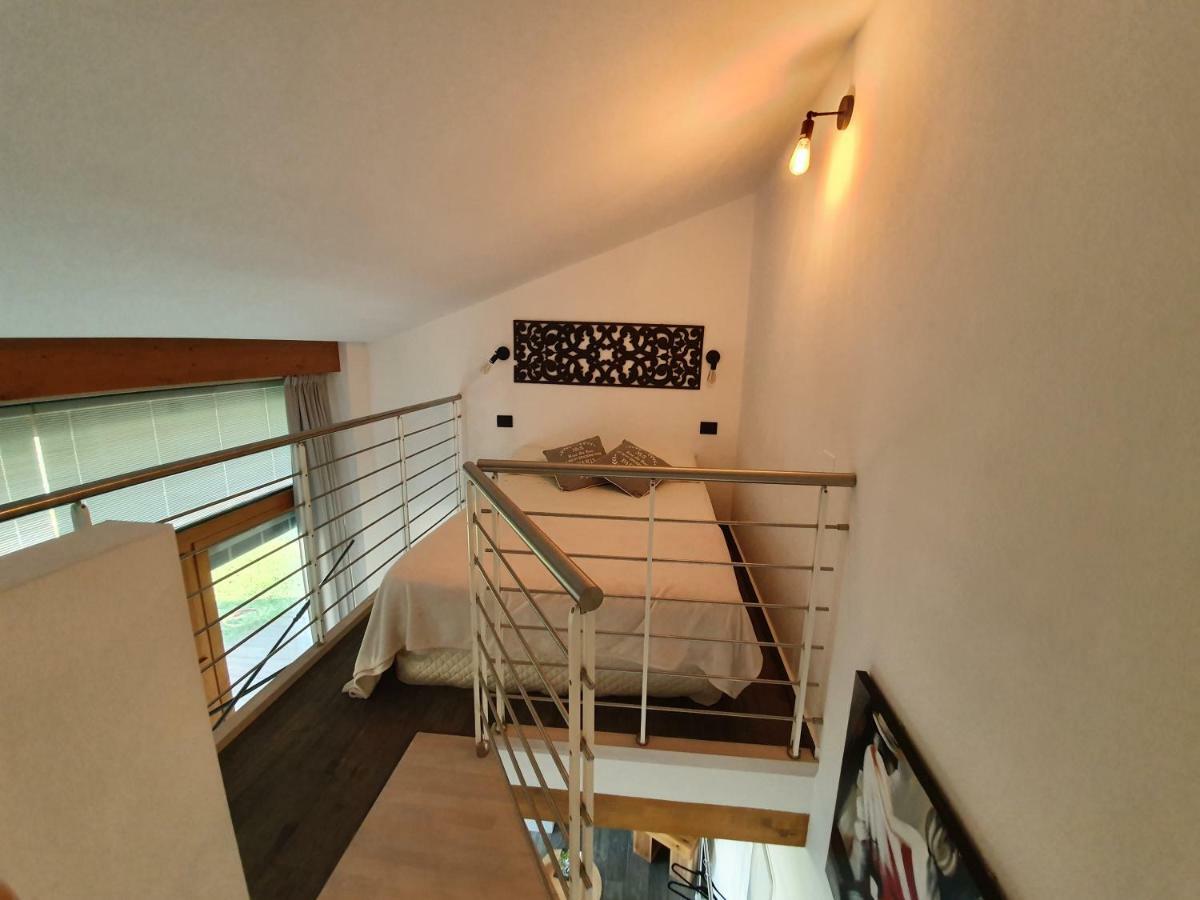 Agriturismo Podere Nigriano 萨罗 外观 照片